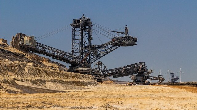 open-pit-mining-3563130_640